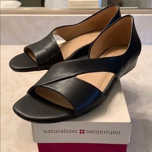 COPY - Naturalizer Black Jarvey Vegan Faux Leather Sandals NEW 7.5